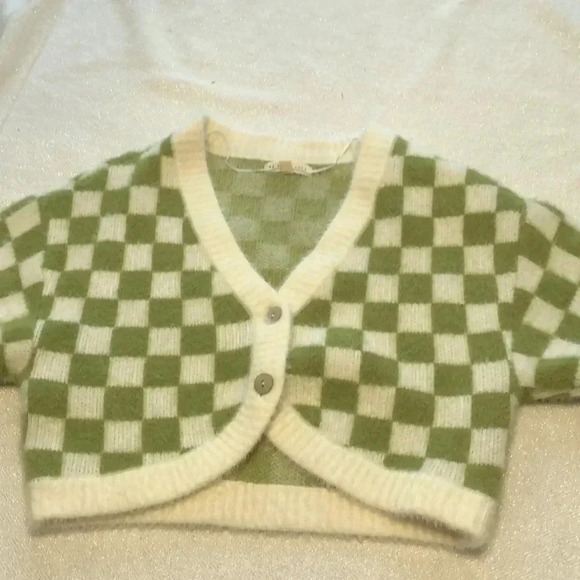 L.A. Hearts white/green checkered long sleeved short waisted two button sweater - Picture 3 of 7